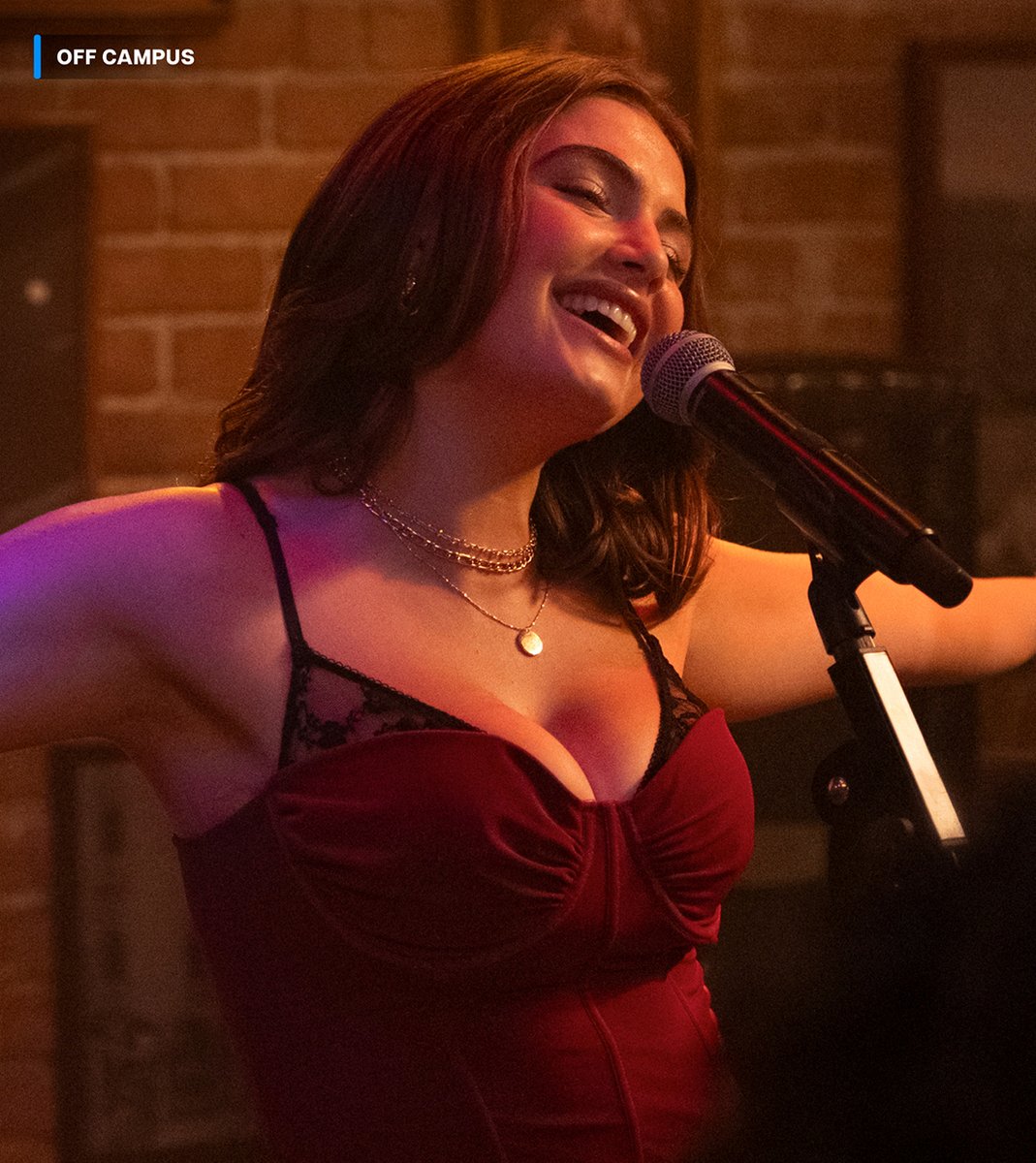 PrimeVideoIN's tweet photo. a karaoke night loves to see ella bright signing up 🤩 https://t.co/YnKompv65O