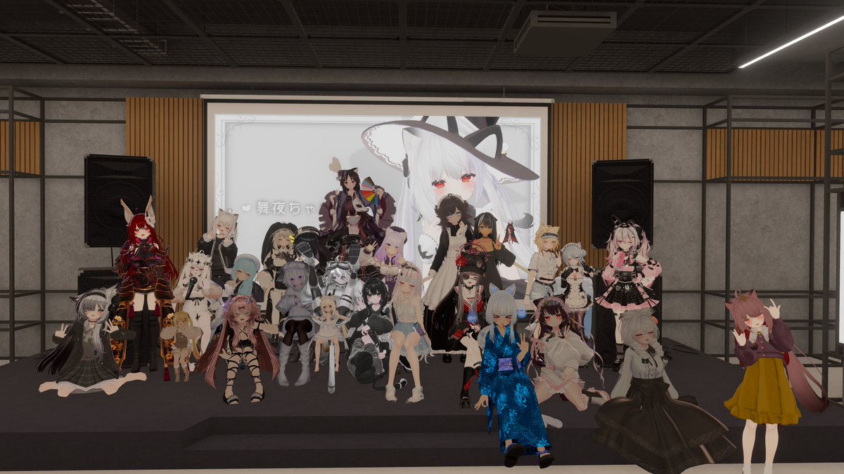 nosshi_vr's tweet photo. 7/5の舞夜ちゃん集会に仕事終わり後少しだけ顔出してきた！
集合写真しか撮れてないけどかわちぃ舞夜ちゃんいっぱいで楽しかった！！！
 #舞夜ちゃん集会 https://t.co/0ijDuBKBhz