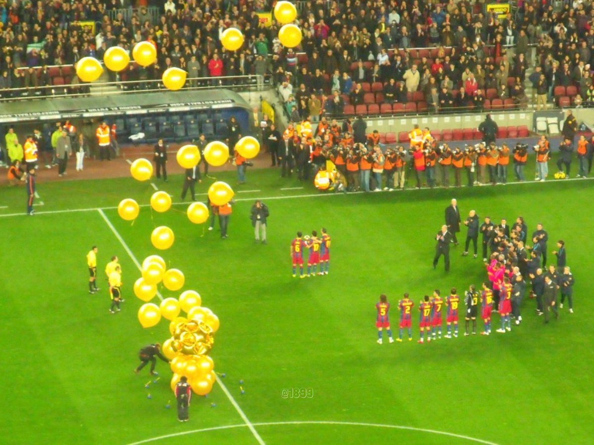Barca_Archive's tweet photo. Iniesta, Messi and Xavi with the Ballon d'Or at Camp Nou in 2010. https://t.co/KJWb03oBGK