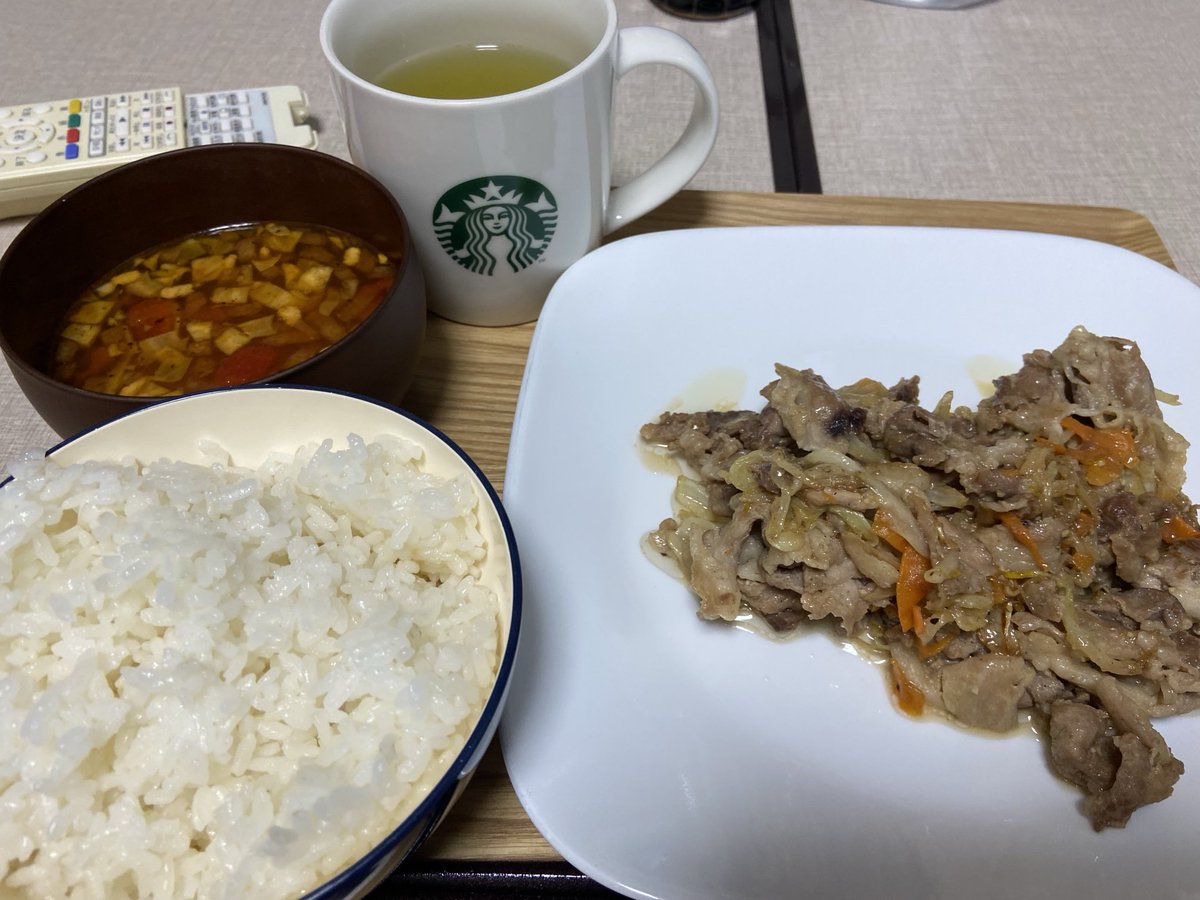 uminisakupro's tweet photo. 夜勤明けの今晩のおしゃもじ
ようやっとご飯🍚 https://t.co/LO6rbPIVz6
