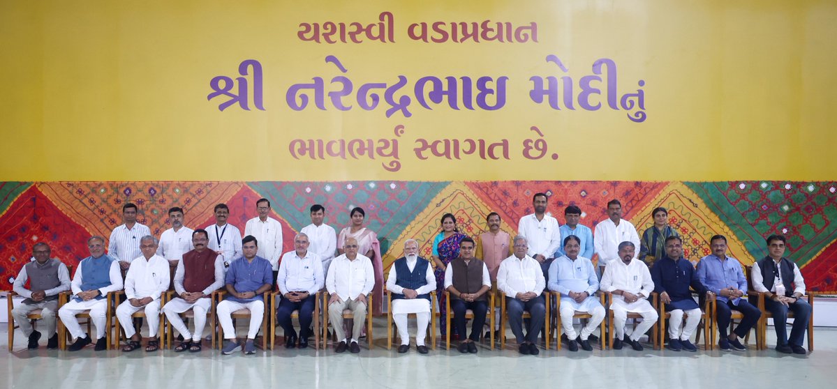 prafulpbjp's tweet photo. "વિકસિત ગુજરાતના વિઝનને વેગ આપતી, જનઆકાંક્ષાઓને સાકાર કરતી ટીમ ગુજરાત"

#ViksitGujarat #ViksitBharat https://t.co/WrKMziuhs3