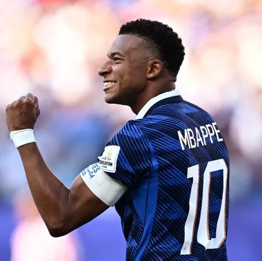 TouchlineX's tweet photo. 🚨🗣️ 𝗕𝗥𝗘𝗔𝗞𝗜𝗡𝗚: Paraguayan politician Celeste Amarilla has responded to Kylian Mbappé:

“YES, my post against Kylian Mbappé was racist.

That's why I deleted it, and it was unfortunate.

However, I will NOT apologize, I said what I had to say.

I come from a society where gays were beaten and where calling someone a sh*tty n*gger was the most common thing.

I come from that generation, so now I'm trying to build a different Celeste Amarilla, that's capable of co-existing with others.

Have patience, I'm trying."