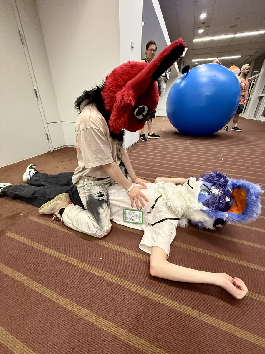 kwuv tweet media