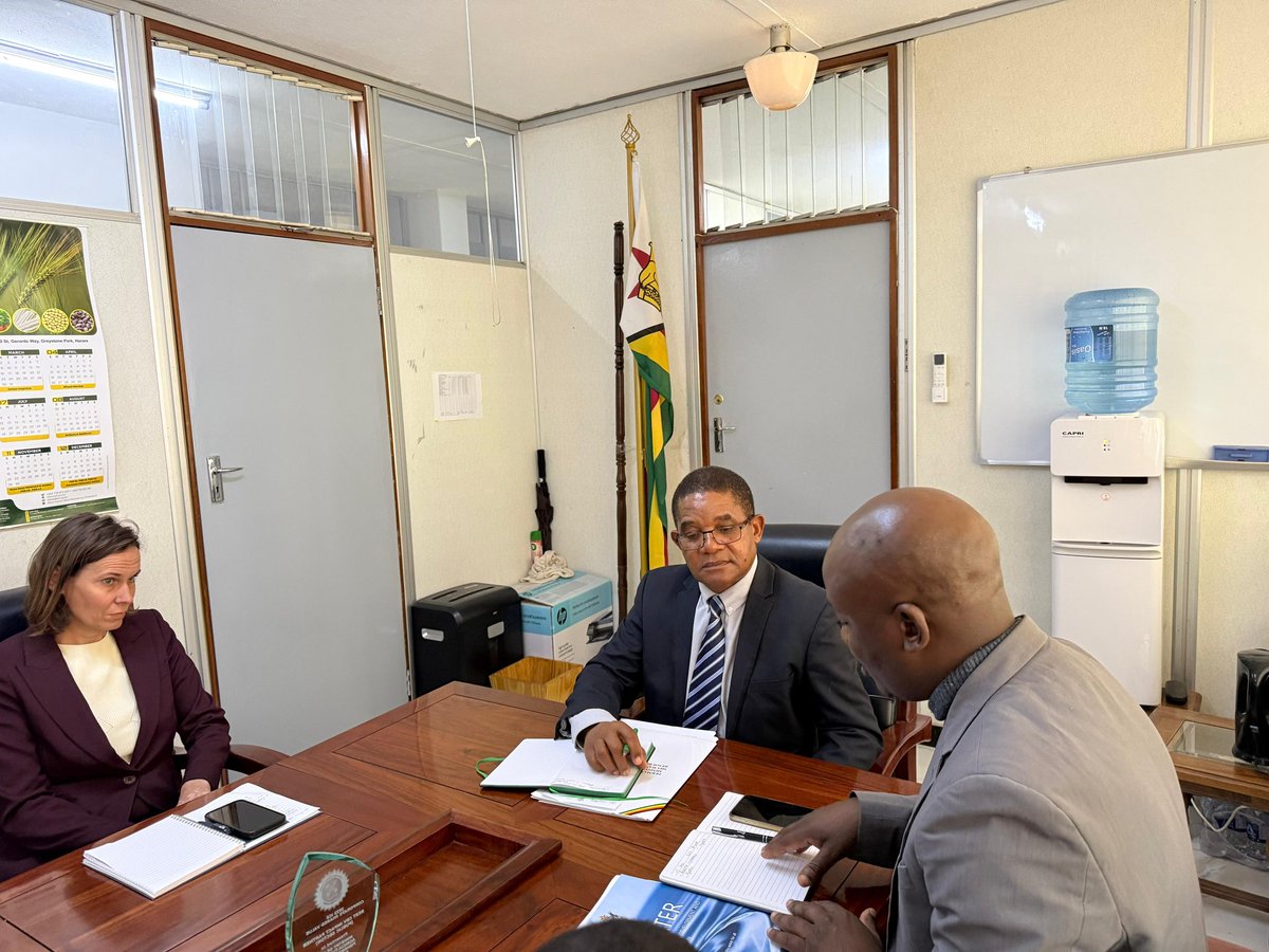 MoLAFWRD_Zim's tweet photo. Zimbabwe today in Harare launched a landmark partnership with Dutch water technology company LG Sonic B.V.  to restore Lake Chivero through a five-year water quality restoration and algae control programme.

Speaking on behalf of Permanent Secretary Prof Dr Obert Jiri @obertjiri , Dr Dumisani Kutshwayo, said the initiative is a strategic intervention supporting Vision 2030 and NDS2. LG Sonic Chief Technology Officer Lisa Maria Brand said the project will combine advanced ultrasonic algae control technology with capacity building for sustainable local management.

The partnership seeks to safeguard public health, strengthen water security and rehabilitate Harare’s primary source of potable water. #LakeChivero #WaterSecurity #Vision2030

Please click the link below and follow our WhatsApp channel to stay informed with our latest updates:

https://t.co/7Hv2b8EZej

Thank you for your continued support.