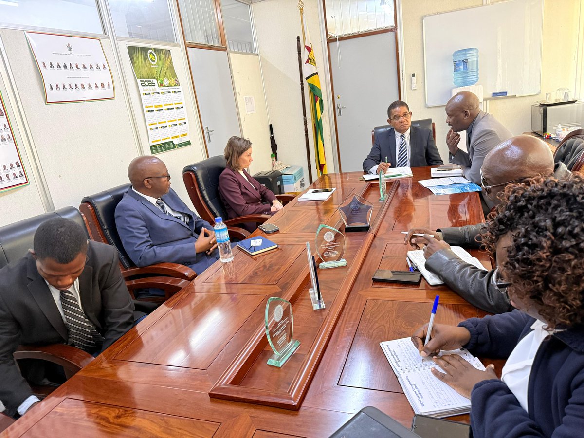 MoLAFWRD_Zim's tweet photo. Zimbabwe today in Harare launched a landmark partnership with Dutch water technology company LG Sonic B.V.  to restore Lake Chivero through a five-year water quality restoration and algae control programme.

Speaking on behalf of Permanent Secretary Prof Dr Obert Jiri @obertjiri , Dr Dumisani Kutshwayo, said the initiative is a strategic intervention supporting Vision 2030 and NDS2. LG Sonic Chief Technology Officer Lisa Maria Brand said the project will combine advanced ultrasonic algae control technology with capacity building for sustainable local management.

The partnership seeks to safeguard public health, strengthen water security and rehabilitate Harare’s primary source of potable water. #LakeChivero #WaterSecurity #Vision2030

Please click the link below and follow our WhatsApp channel to stay informed with our latest updates:

https://t.co/7Hv2b8EZej

Thank you for your continued support.