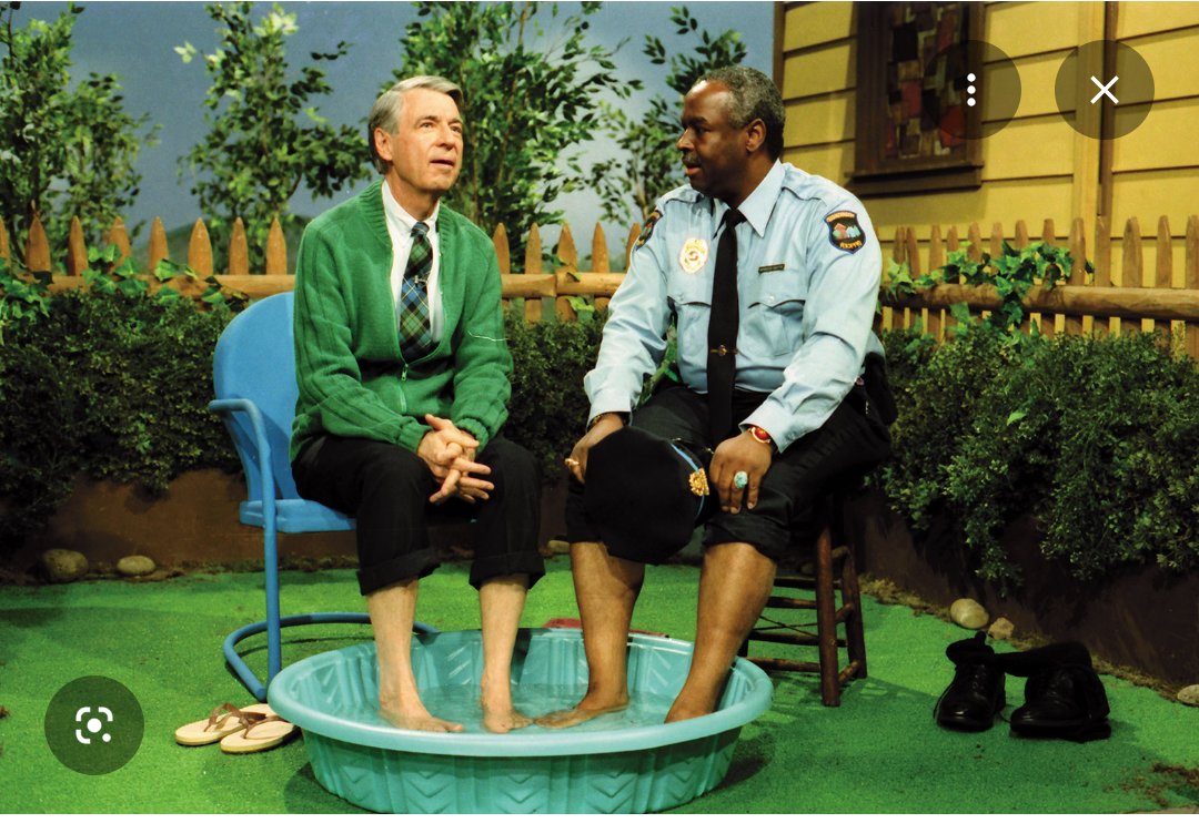 krozu's tweet photo. @LobsterTimes @Ban_Men_Now @AnimalLeague Given those male stats and the fact that 91.4% of serial killers are men, do you think that there's any significant difference between Fred Rogers, who taught kids to love their neighbors, and Ted Bundy, who murdered 30+ women? Why or why not? https://t.co/AzeVLoO1Uo