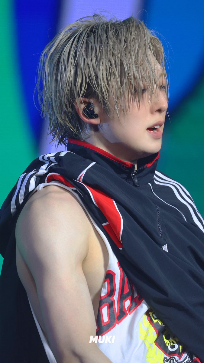 furrbae's tweet photo. uhhhhhhh ok uhhhhh side profile uhhhhh https://t.co/2SU1oeUcXa
