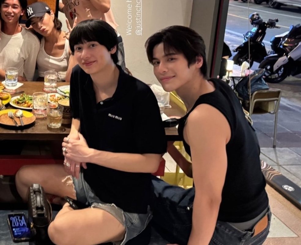 amw_Film's tweet photo. วันนี้คู่เด็กแฝดเจอกันแล้ว น่ารักมาก🥰

#GunAtthaphan #กันอรรถพันธ์ https://t.co/tKEZQOznia