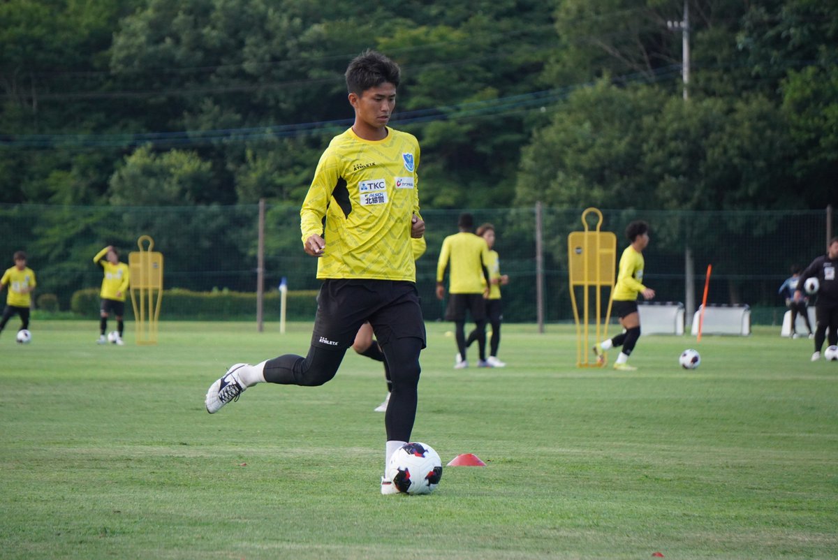 tochigisc's tweet photo. 【トップチーム】
2026 TOCHIGI SUMMER CAMP Supported byマロニエ交通 ⚽️✨
￣￣￣￣￣￣￣￣￣￣￣￣￣￣
全員でキャンプがスタートしました⚽️🔥
今日は写真多めのレポートです📷✨

こちらから📲
https://t.co/fAHGp8EsTh

#栃木ＳＣ https://t.co/dt7g5rjGnU