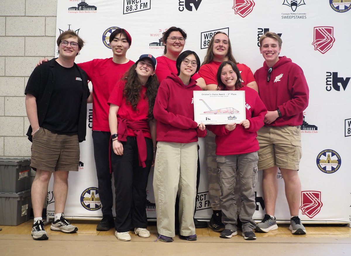 CMUBuggy's tweet photo. 🏆 T-Shirt: Spirit

The honorees in this category presented their buggy and shirt designs to the public during Showcase, and members of the public cast votes in support of their favorites 🗳️. 

#CMU #CMUAlumni #cmubuggy #racing #lifeatcmu #pittsburgh https://t.co/mpvE6gTAm4