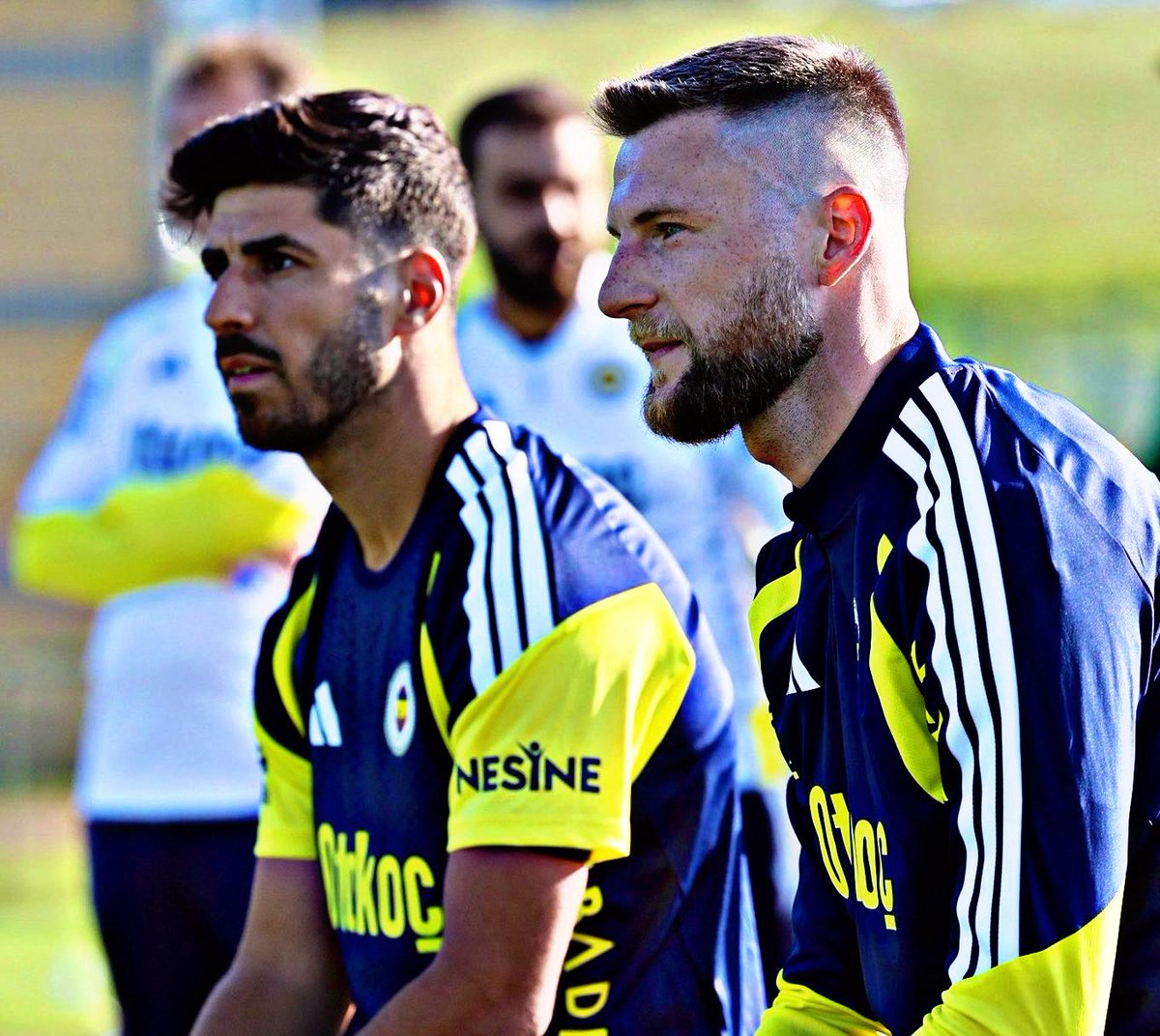 daimafenerx's tweet photo. 🚨Fenerbahçe, yarın saat 20.30’da oynanacak olan Admira Wacker maçının FBTV'den canlı yayınlanacağını duyurdu. https://t.co/GyqWqG2bMV
