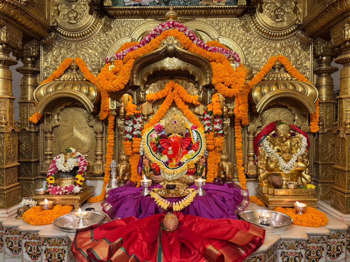 MoryaVibes's tweet photo. गणपती बाप्पा मोरया🌸 मंगलमूर्ती मोरया
🙏Ganapati Bappa Moraya🌸
🙏Mangalmurti Moraya
07/07/2026 https://t.co/YzFKhEPbns