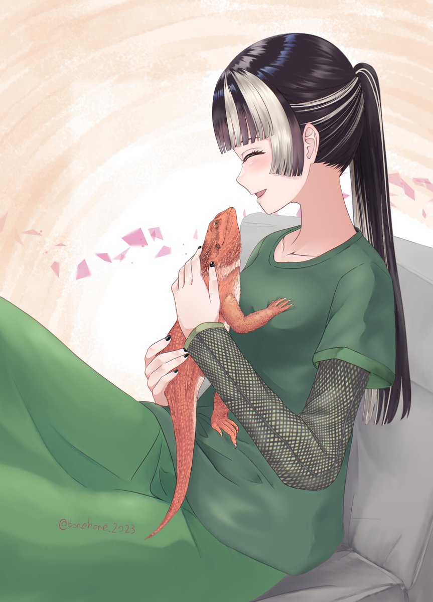 bonehone_2023's tweet photo. #らでん似絵
ワインちゃん（フトアゴヒゲトカゲ）、本当にかわいいね
ふたりの暮らしに、最大級の幸あれ…… https://t.co/xCquaJTvlL