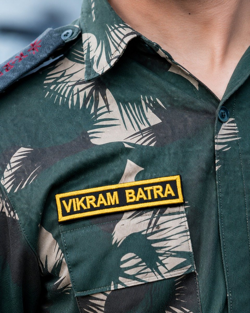 Team_SidharthM's tweet photo. Remembering Captain Vikram Batra and his extraordinary legacy. A hero whose story keeps inspiring. Yeh Dil Maange More! 🇮🇳 #CaptainVikramBatra @SidMalhotra
#SidharthMalhotra #CaptainVikramBatra #Shershaah #YehDilMaangeMore #IndianArmy #Dimple #India #TeamSid #Sidians https://t.co/RYVpY4kSYT