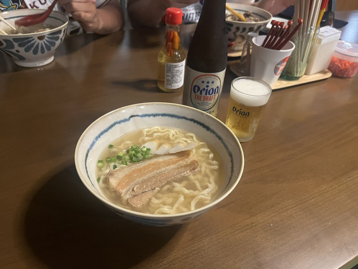 mecha6995's tweet photo. 那覇初日おつかれした
試合以外楽しかったって何回言えばいいんだろう...

走り回ったのきつかった😇 https://t.co/wy4CVgiVSK