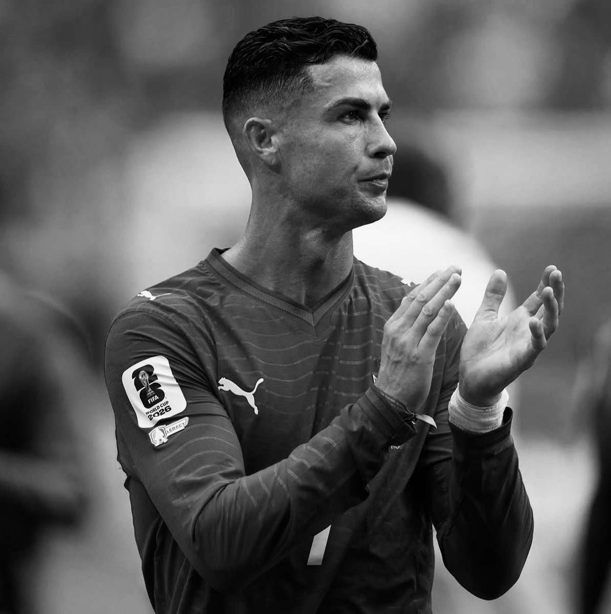 abdullahghariri's tweet photo. تحقيق كأس العالم أو عدم تحقيقه لن يغيّر شيئًا من مكانتك. ستبقى أسطورة، وأحد أعظم اللاعبين في تاريخ كرة القدم. مسيرة استثنائية، وقصة ستظل تُروى بكل تفاصيلها وإنجازاتها.

لم ينل كأس العالم شرف أن يكون ضمن إنجازاتك, 
لكن التاريخ أنصفك, والجماهير خلدتك.

وداعًا، رونالدو. https://t.co/APn6zYxyDl