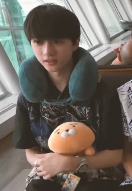 beomie thinker 𝜗𝜚˚⋆ tweet media