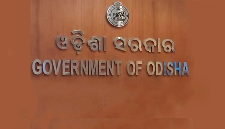 OrissaPOSTLive's tweet photo. Odisha Government has exposed a fake appointment letter claiming approval for 7,234 Sishu Vatika Teacher posts with a monthly salary of Rs 26,200. Officials urged aspirants not to believe misleading information circulating on social media.

#FakeNews #SishuVatika #TeacherRecruitment #OSEPA #Odisha #OrissaPOST

📲 Follow Orissa POST – Odisha’s No. 1 English Daily 📰✨