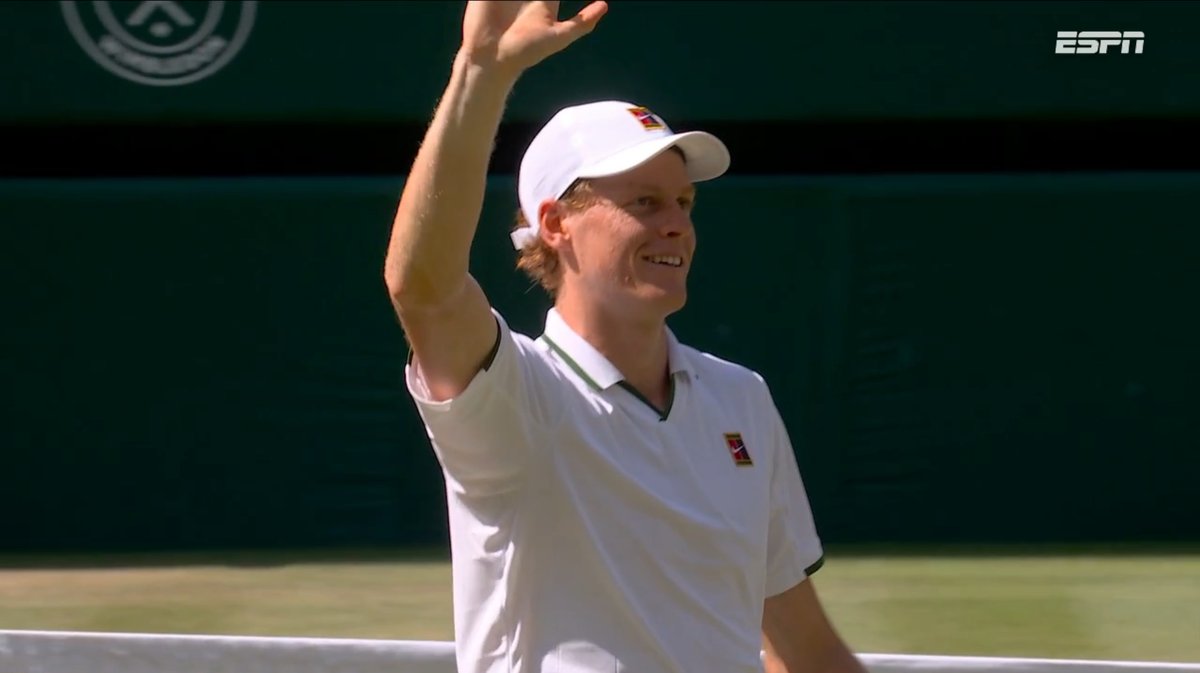 sinnervideos's tweet photo. JANNIK SINNER IS INTO THE SEMIFINALS OF WIMBLEDON 2026!! 

Forza 🦊🌱🤍 https://t.co/nhPCfhaNDq