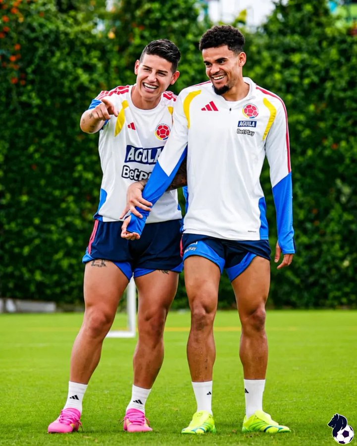 manuelaneuer18's tweet photo. من هر بار داستان زندگی Lucho رو خوندم بغضی شدم..
عمیقا دلم میخواد کلمبیا🇨🇴 و دیاز توی این جام موفق باشند.
هر بازیکنی از بایرن مونیخ موفق باشه من ذوق میکنم ،بیشتر از همه برای دیاز ❤
#Lucho
#worldcup2026 https://t.co/8EBmvWWT0d