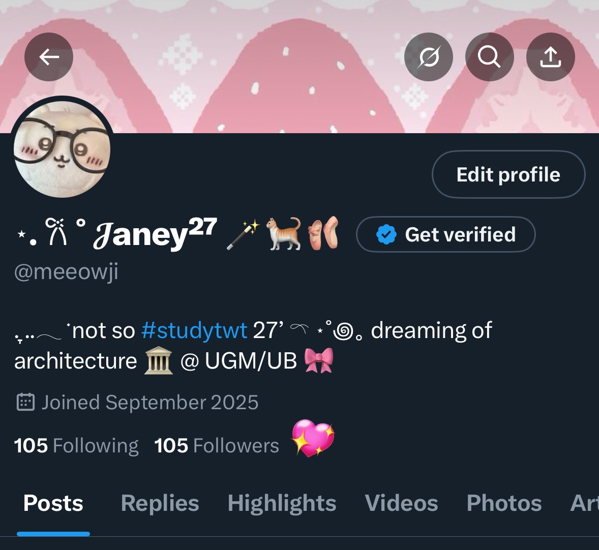 meeowji's tweet photo. UMIGUT YEAY SELAMAT 100JUTA MUTS👐🏻👐🏻🌸🦢🦢🦢 HAPPY HAPPY hev new frieeendss 😆💓🌟 YG BELUM AKU FB WAIT YAH AKU LIMIT 💔💔 https://t.co/RWwboGUqfG