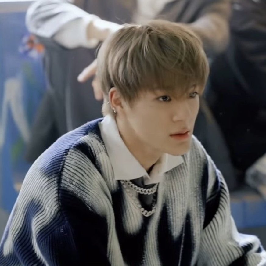 moonlitevelvett's tweet photo. Spaces Between Us.
a nomin local au (redebut)

—by z. https://t.co/FSsQr2aPbC