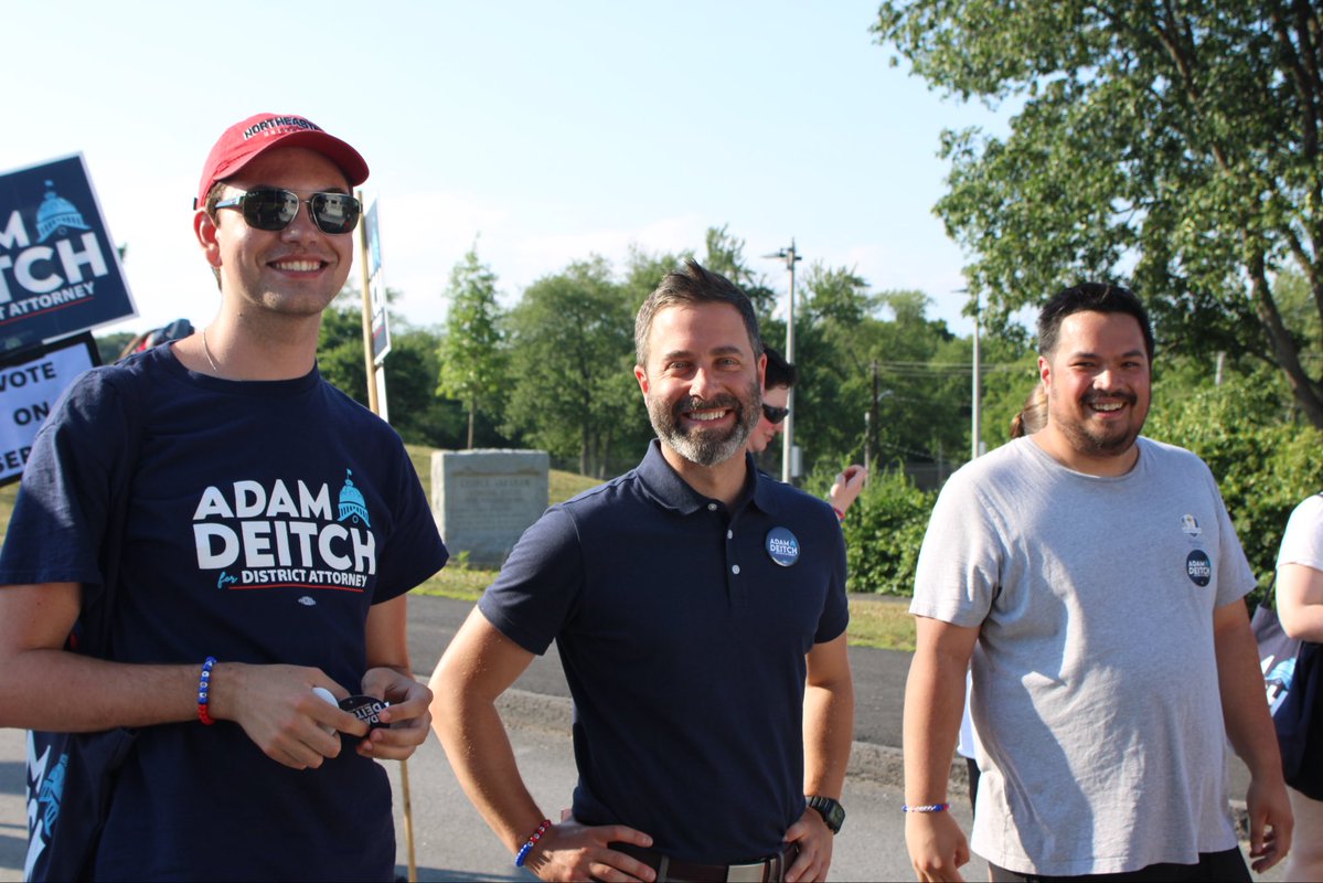 adamdeitch's tweet photo. Of the many (many!) Fourth of July events we participated in across Norfolk County, the Norwood Parade was definitely a highlight. Thanks to everyone who came out to march with us and to all the amazing people in the crowd who were so incredibly supportive. Let’s keep this momentum going!