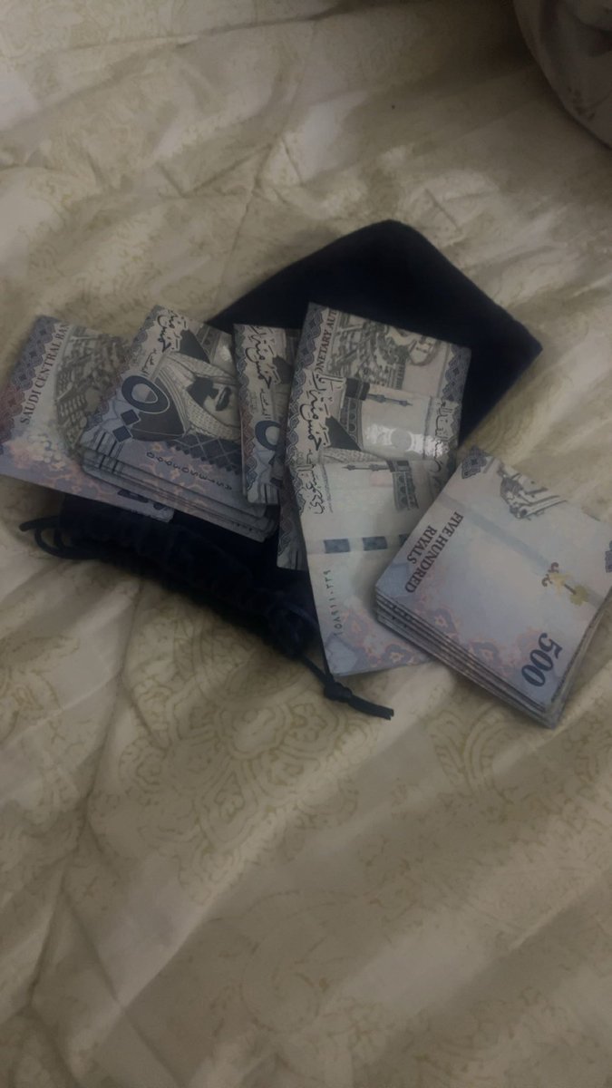ddhdjdl's tweet photo. موجب كاش كبير من مكه💸
مافي سالب صغير دب يبي كاش يجيني خاص 💵

⁧#سالب_مكه⁩
⁧#موجب_مكة⁩ 
⁧#مبادل_مكة⁩ 
⁧#فحل_مكة⁩ 
⁧#فحل⁩،. https://t.co/l7FqhyNPNA