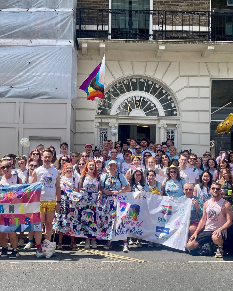 BritishVets's tweet photo. 🏳️‍🌈 It was fantastic to host @bvlgbt at BVA HQ as they marked 10 years of marching at #PrideInLondon!

The day recognised the importance of maintaining visibility of the veterinary LGBTQ+ community.

Want to join BVLGBT+ @BristolPride this Saturday? See: https://t.co/gnY2gtsxKj https://t.co/CcjBb27QfR