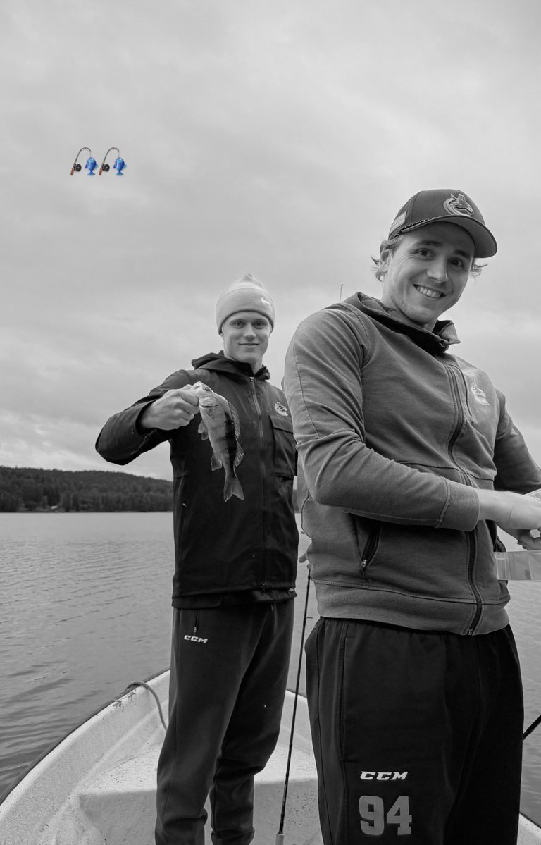 dailydpetey's tweet photo. dpetey and linus karlsson via disa’s instagram!! https://t.co/ZhZVhcsA2K