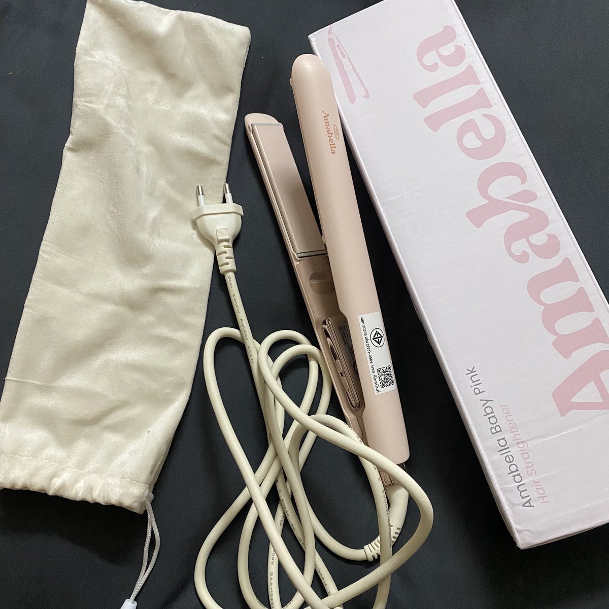 aimcre's tweet photo. ส่งต่อเครื่องหนีบผม Amabella

550 รวมส่ง

อุปกรณ์ครบ
#ส่งต่อ #ส่งต่อamabella #amabella #ปล่อยต่อเครื่องหนีบผม https://t.co/tPCJ20NdRX