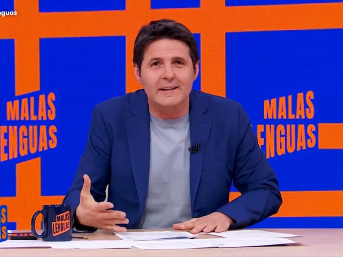 Formula_Music's tweet photo. ¿CON CUÁL TE QUEDAS? 📺

🔄 #MalasLenguas de Jesús Cintora
❤️ #TodoEsMentira de Risto Mejide https://t.co/xMWimAcGT1