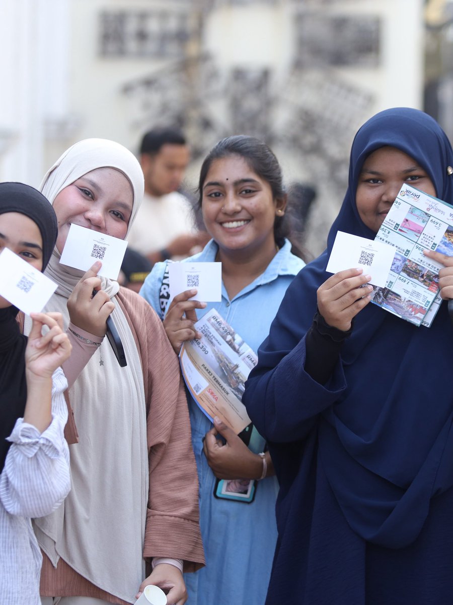 InspireIpoh's tweet photo. Inilah semangat SUARA MERDEKA. 

Terima kasih kepada semua yang hadir dan meluangkan masa bersama kami. Daripada Papan Harapan, Bicara Santai, permainan tradisional, aktiviti mewarna, Kios Jualan Seni, hinggalah menikmati pelbagai persembahan. https://t.co/X3SlWHu4e3