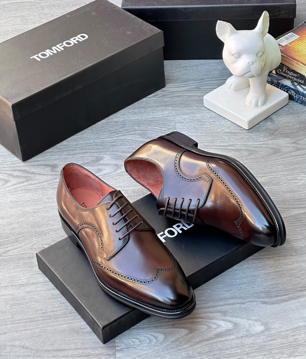 DecencyFootwear's tweet photo. Coperate/ Dress Shoes 
Available in sizes 40 41 42 43 44 45 46 47

#70,000
Fast nationwide delivery... quality guaranteed 💯💯 https://t.co/SI9wrAlWHH