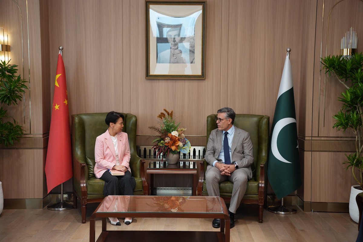 KhalilHashmi's tweet photo. Pleased to receive Ms. Anyin Choo, Ambassador of Guyana to China today at the Embassy. We exchanged notes on Guyana's nominee for the next UN Secretary General, Ms. Carolyn Rodrigues-Birkett and her vision and priorities. 

@ForeignOfficePk  @PakinChina_  @PkPublicDiplo

今天在使馆很高兴接待了圭亚那驻华大使周雅欣女士。我们就圭亚那推选的下一任联合国秘书长候选人卡罗琳·罗德里格斯女士及其愿景和优先事项交换了意见。