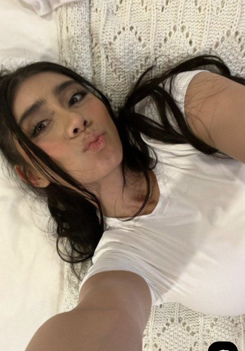 Lucascamila45's tweet photo. Heart full of love ❤️, soul full of dreams 😽, and a life built on courage, honesty and hope 🥰❤️
Hope you’ll having a great day 😘 https://t.co/EQJoPZ1NtE