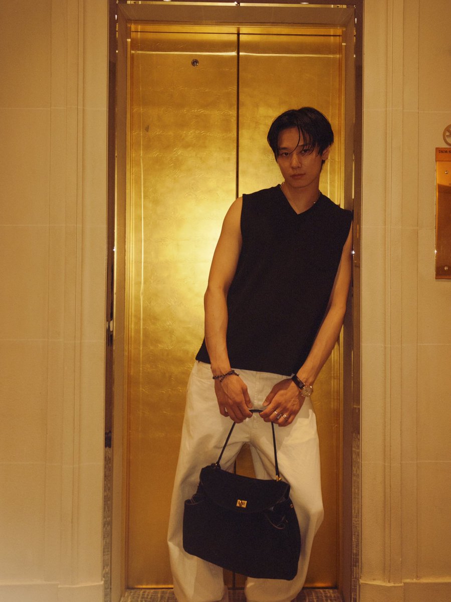 115kitten's tweet photo. 260707 #주연 인스타 

🖤@balenciaga https://t.co/eP7m3gtcf9