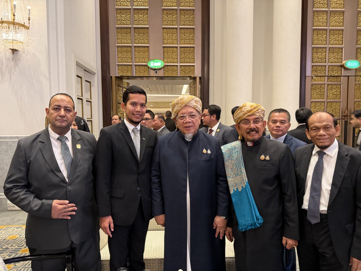 chanontrang's tweet photo. On the Occasion of the 74th Anniversary of the National Day of the Arab Republic of Egypt 

The Ambassador of the Arab Republic of Egypt
H.E. Mrs. Hala Youssef Ahmed Ragab https://t.co/vs7JN4uSAM