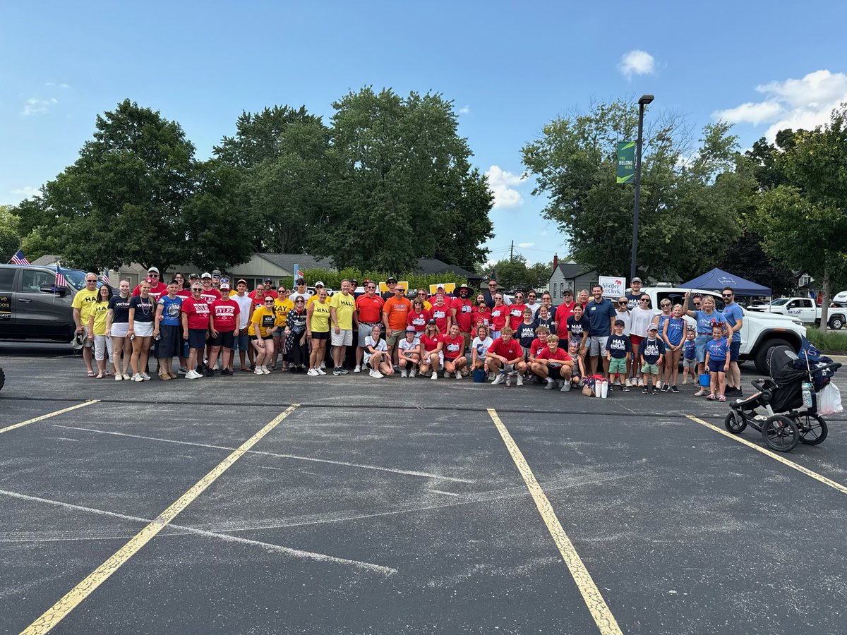 TeamToddYoung's tweet photo. .@ToddsTroops out at a few July 4th parades!🇺🇸 https://t.co/QPE40ZygsO