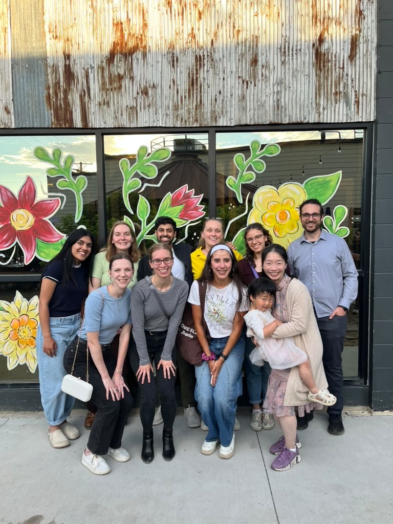 mayoneurores's tweet photo. We loved welcoming our new interns and celebrating our annual House Reveal, where incoming residents join 'houses' with trainees from all four years to build mentorship and community! 🧙‍♀️🧠 #MayoNeuroResidency https://t.co/ScvPt61ftv