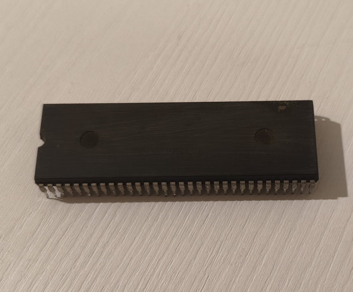 Tailsnic_Retro's tweet photo. Habiendo conseguido por fin las placas de juego Phantasm y Avenging Spirit, es hora de que @Recre_Piscis pueda dumpear el hasta ahora no dumpeado custom Z80 especial del juego Avenging Spirit https://t.co/FeNTooTXMR