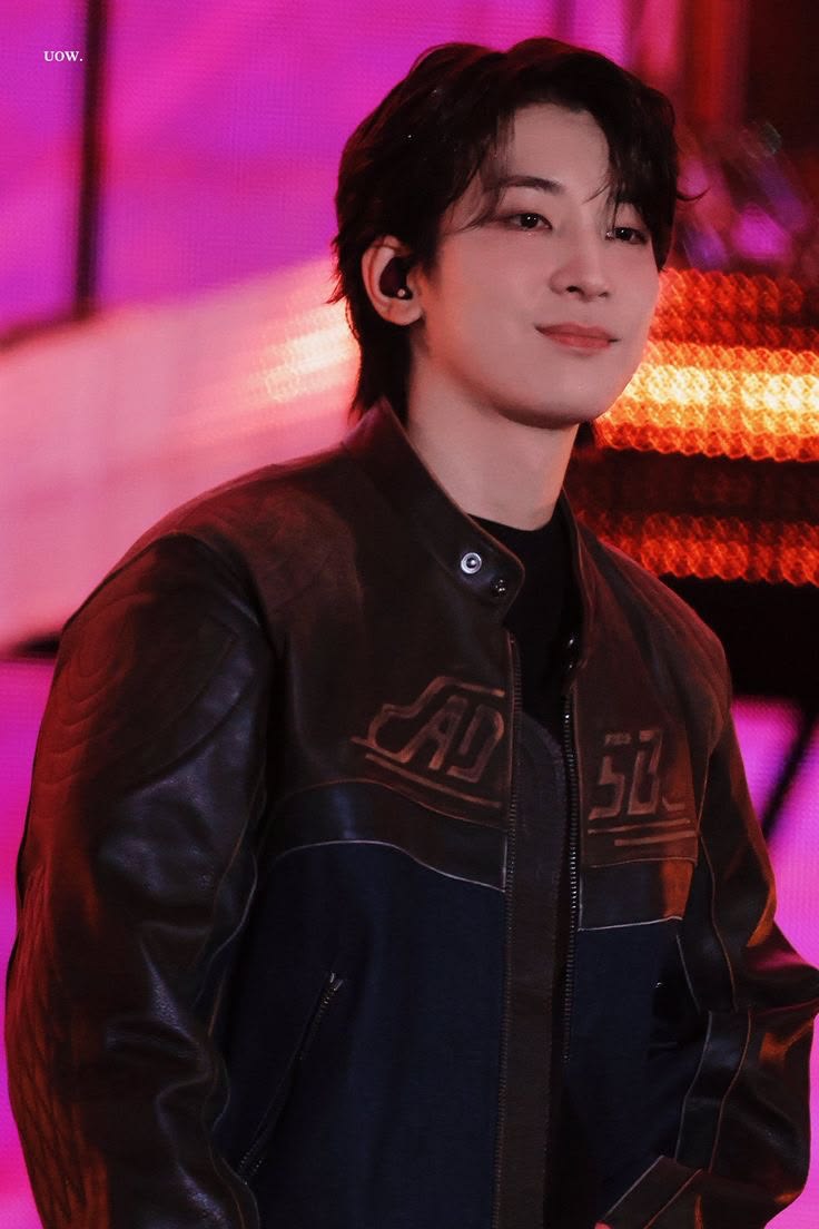 svtserving's tweet photo. 178 days until Wonwoo's return from military service https://t.co/SsEw9oDMBi