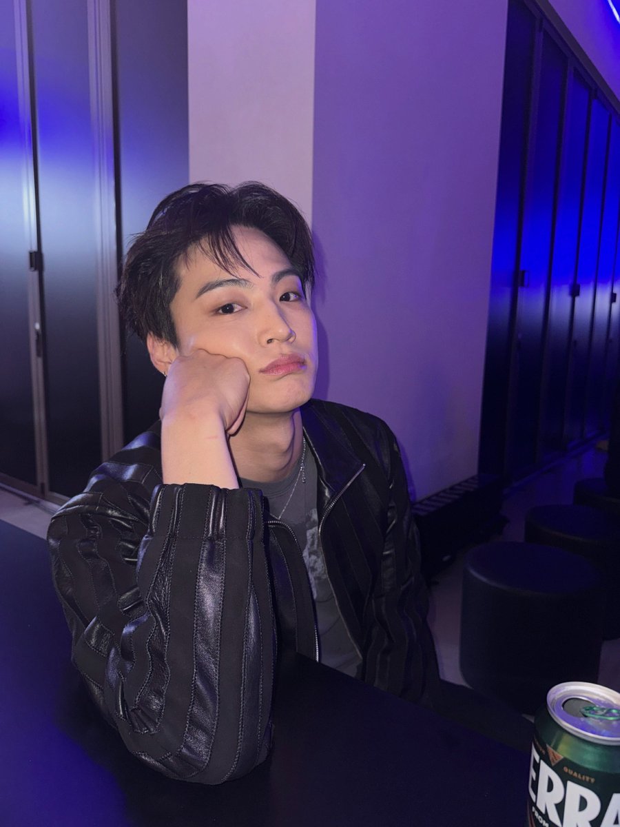 cyjprint's tweet photo. 260707 | INSTAGRAM [https://t.co/80pjYt5h1P] 

“towards a guy with great vibes….”

#JAYB #제이비 @defjaybkr #GOT7 https://t.co/XHmHuGx8HN