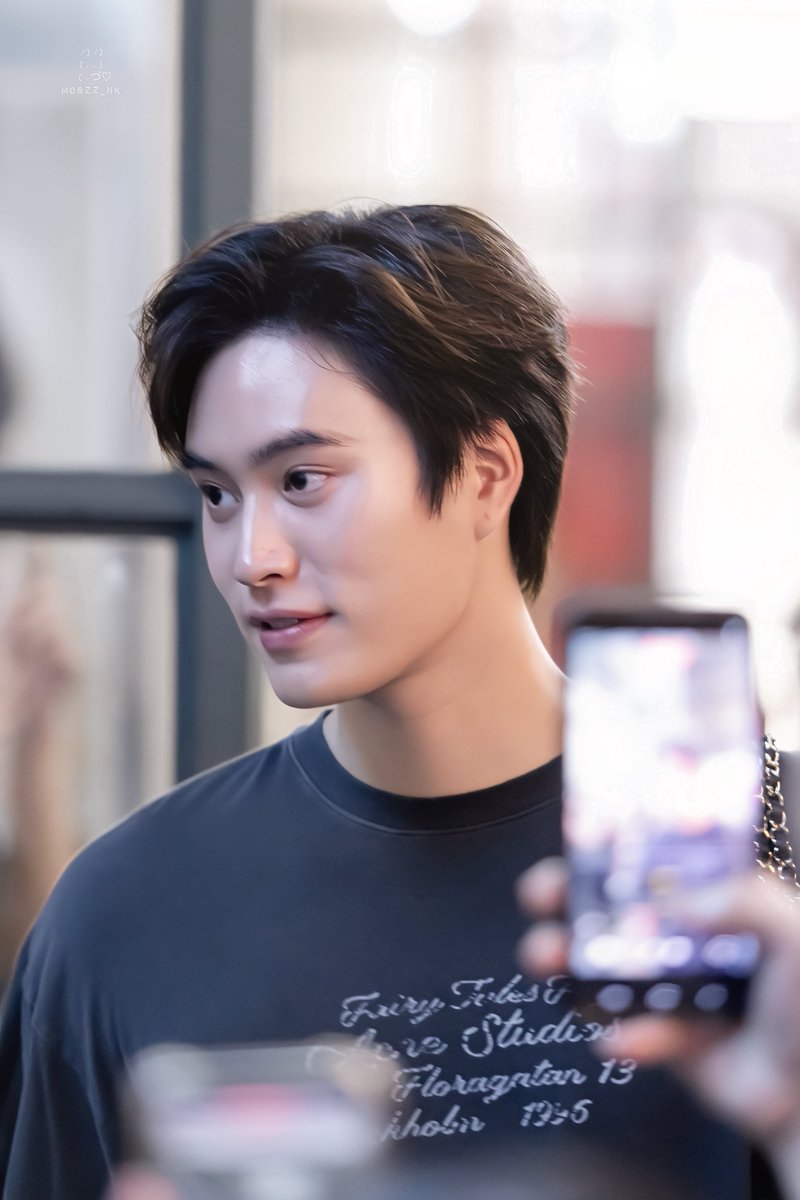 moszz_nk's tweet photo. 260707 🖤✨ 

GEMINI CONCERT PRESS TOUR
#Flex1045xGEMINIConcert
#GeminiConcertLive
#GeminiConcert https://t.co/cSq6X3495N
