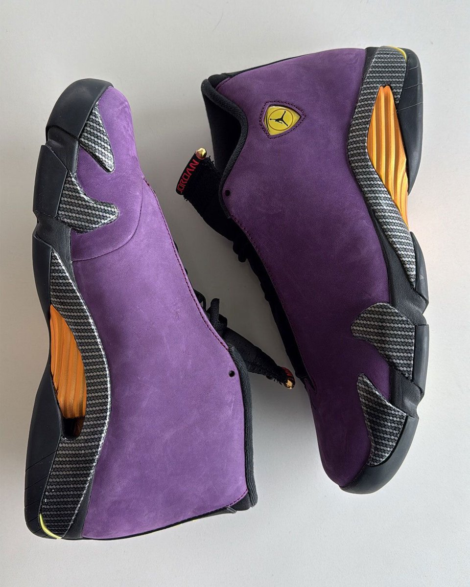 SneakerNews's tweet photo. Nigel Sylvester flexes an F&amp;F version of the Air Jordan 14, crafted in honor of the WNBA and carrying a "Purple Ferrari" colorway 💜 

Read more: https://t.co/NAuBtxiwEe https://t.co/1juJ3l6U6A