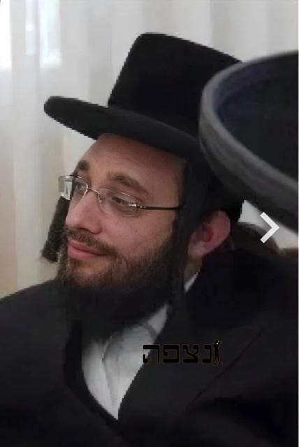 AryeErlich's tweet photo. בשורה ממש מבאסת לנאור נרקיסים ולאלה שרוצים לראות את מדינת ישראל הולכת ומתחלנת: האברך שאתם רואים בתמונה, עזרא אונגר שמו, מנהל מו"מ מתקדם לרכישת חברת התעופה ארקיע. כזכור, חברת התעופה הלאומית אל על נשלטת כבר על ידי המיליארדר החרדי קני רוזנברג. ישראל מתייהדת! https://t.co/UQFITjnwY9