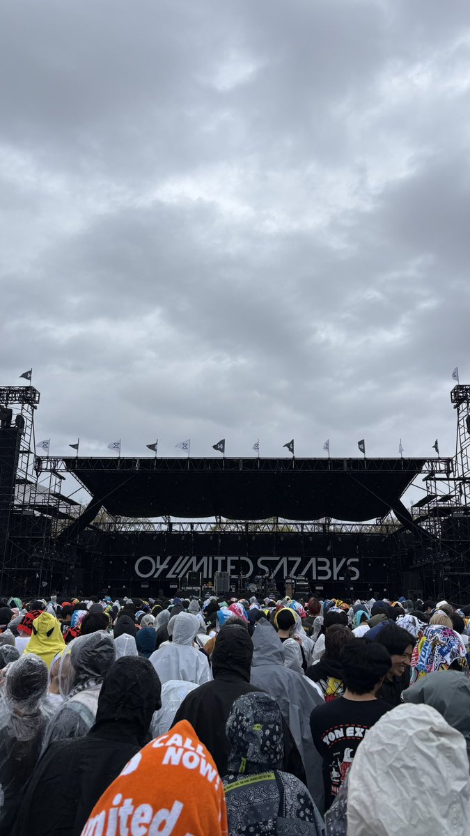 oor_04's tweet photo. 2026/04/04
HOME SICK 04 Limited sazabys FREELIVE
📍豊橋総合スポーツ公園

想定以上に土砂降りで凍え死ぬかと思ったけど、セトリバグすぎてほんまに来てよかった😭🫶🏻
携帯とタオルとストラップﾄﾞﾛｯﾄﾞﾛになったこと以外は‼️^^ https://t.co/NIG8IhhoOP
