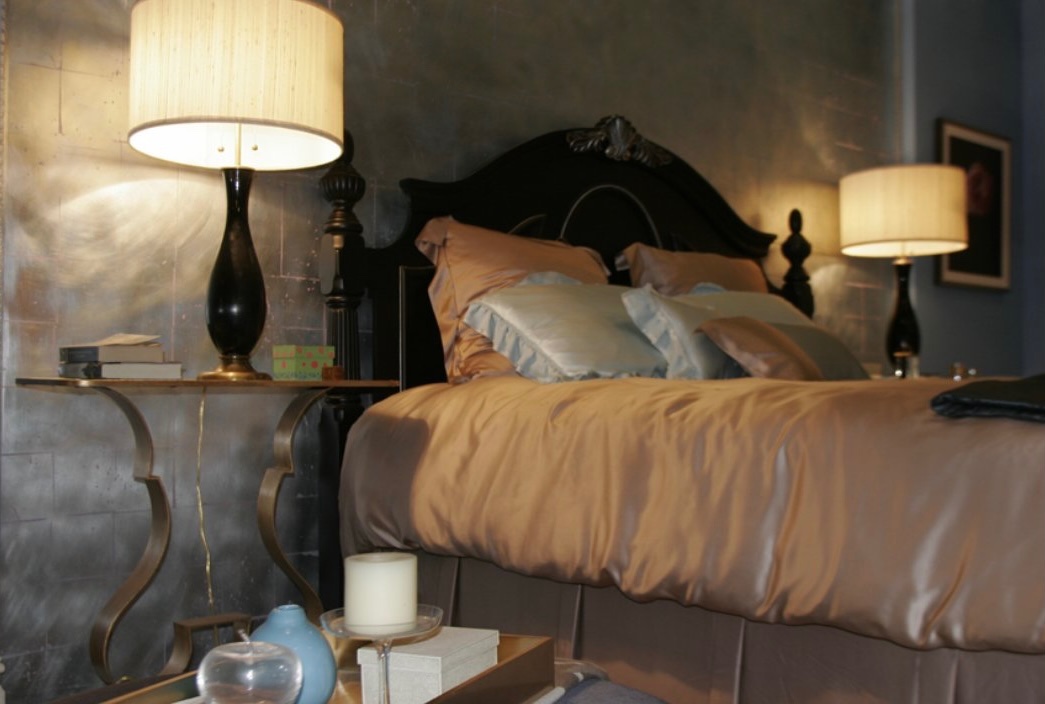 majoutpas's tweet photo. still obsessed with blair waldorf’s bedroom https://t.co/bAmSnS8IgA