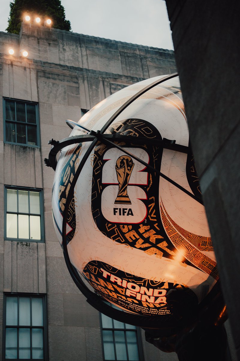 adidasfootball's tweet photo. MAIN CHARACTER ENERGY

📍Rockefeller Center, New York https://t.co/brcIUzGjVC