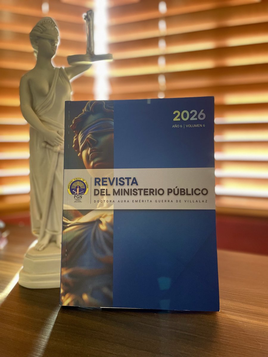 barsallocarlos's tweet photo. Muchas gracias @decadade Directora del Instituto Superior de Formación de Fiscales del Ministerio Público de Panamá por hacerme llegar ejemplar de la Revista del Ministerio Público Doctora Aura Emérita Guerra de Villalaz. Muy buen trabajo. https://t.co/E2R6M1wfG7
